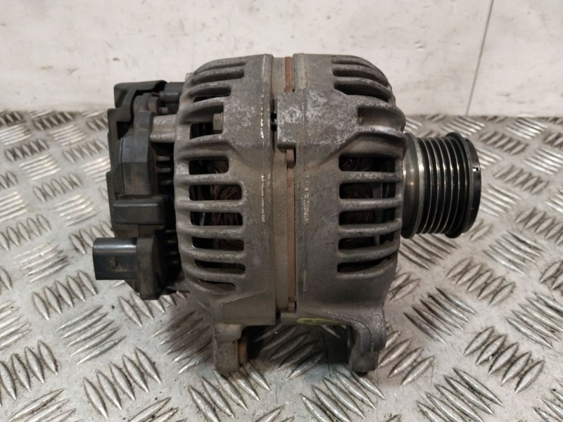Recambio de alternador para seat ibiza iv (6j5, 6p1) 1.6 tdi referencia OEM IAM 06F903023F  