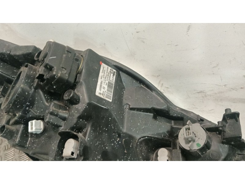 Recambio de faro izquierdo para peugeot 107 (pm_, pn_) 1.0 referencia OEM IAM 811500H  