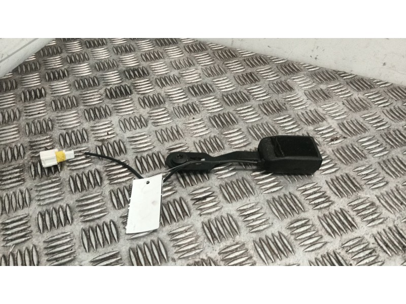 Recambio de enganche cinturon delantero izquierdo para peugeot 207 sw (wk_) 1.6 hdi referencia OEM IAM 5099A21005  