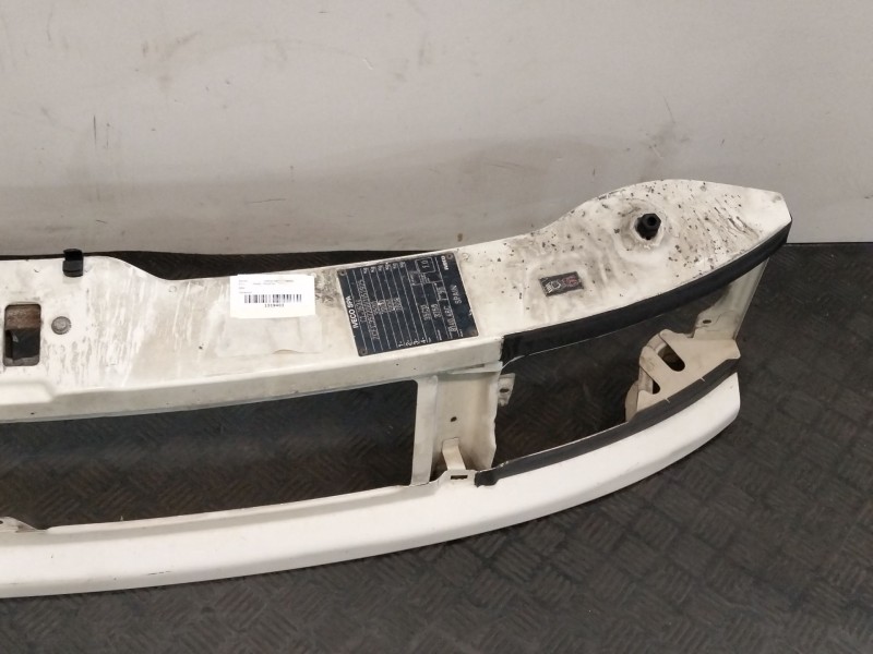 Recambio de panel frontal para iveco daily cabina 35c11 referencia OEM IAM 3800957393777  