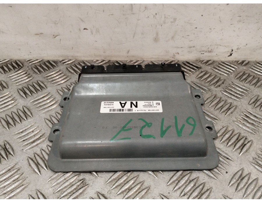 Recambio de centralita motor uce para renault clio iv (bh_) 0.9 tce 90 referencia OEM IAM 237109775R  