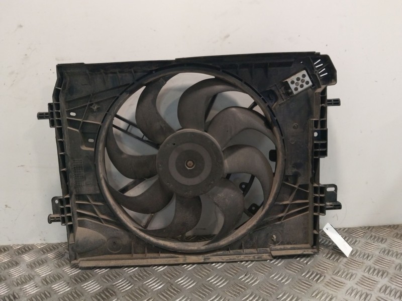 Recambio de electroventilador para renault clio iv (bh_) 0.9 tce 90 referencia OEM IAM 214753416R 214818009R 