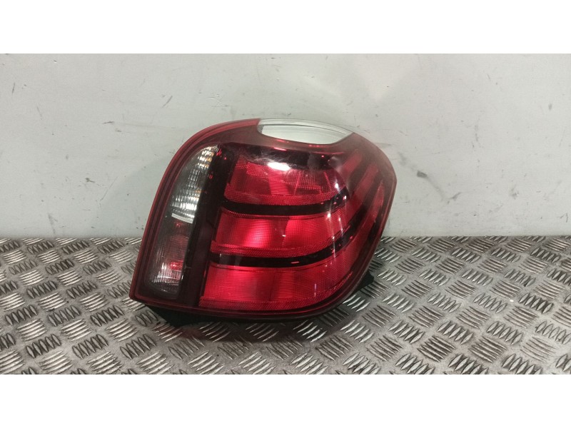 Recambio de piloto trasero izquierdo para peugeot 108 1.2 referencia OEM IAM 815500H132  
