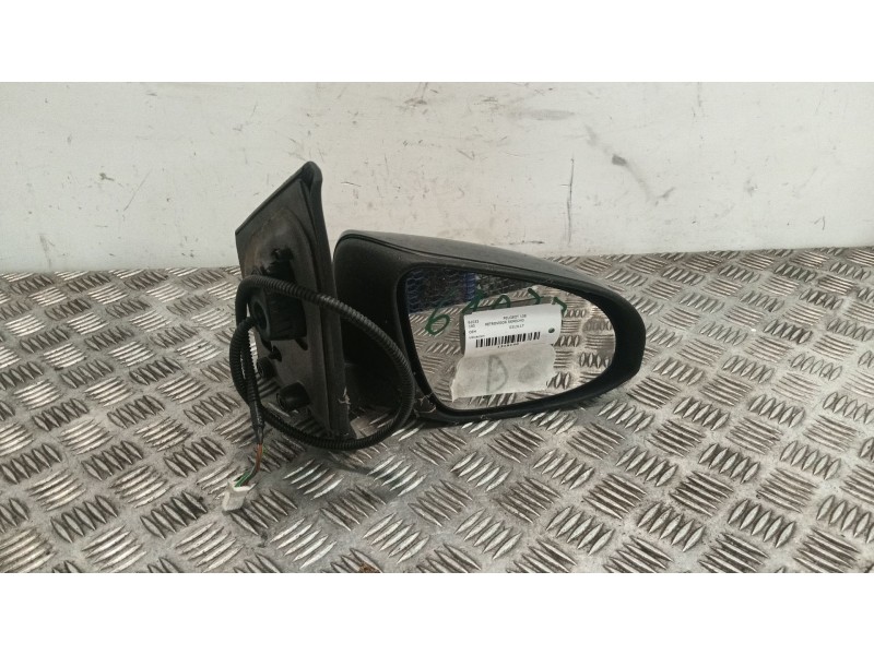 Recambio de retrovisor derecho para peugeot 108 1.2 referencia OEM IAM B000780880  