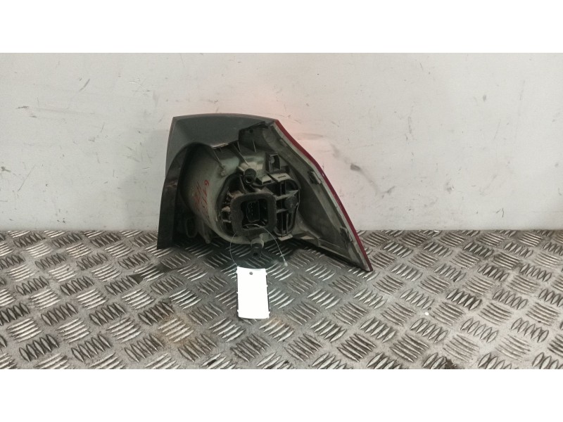 Recambio de piloto trasero izquierdo para volkswagen golf v (1k1) 2.0 tdi 16v referencia OEM IAM 4VFX13405AA  