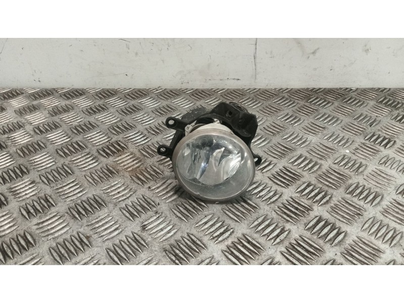 Recambio de faro antiniebla izquierdo para peugeot 108 1.2 referencia OEM IAM 812202110  