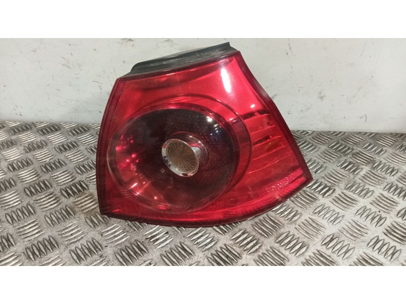 Recambio de piloto trasero derecho para volkswagen golf v (1k1) 2.0 tdi 16v referencia OEM IAM 1K6945096E  