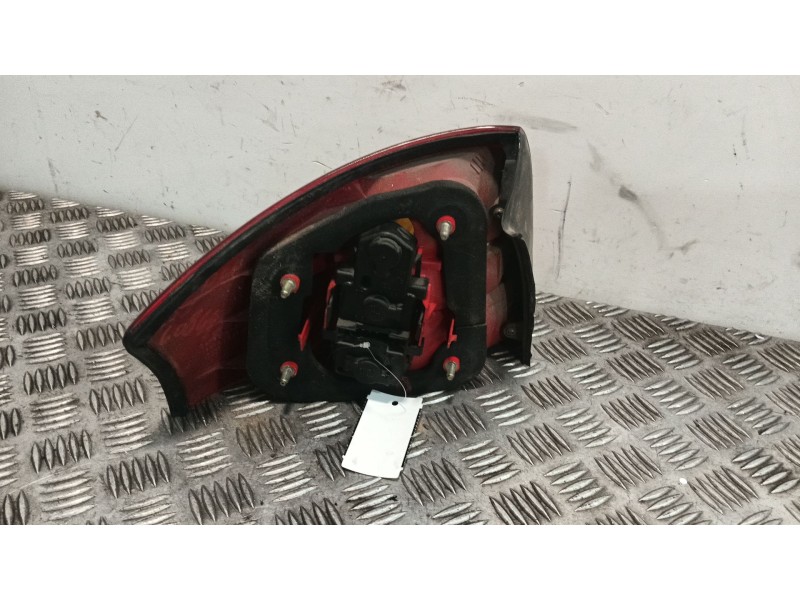 Recambio de piloto trasero derecho para audi a6 c5 (4b2, 4b4) 2.5 tdi referencia OEM IAM 4B5945096  