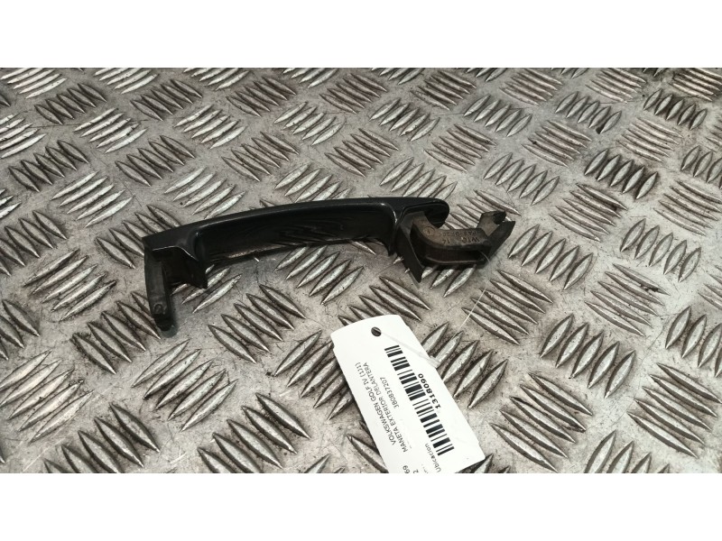 Recambio de maneta exterior delantera derecha para volkswagen golf iv (1j1) 1.9 tdi referencia OEM IAM 3B0837207  