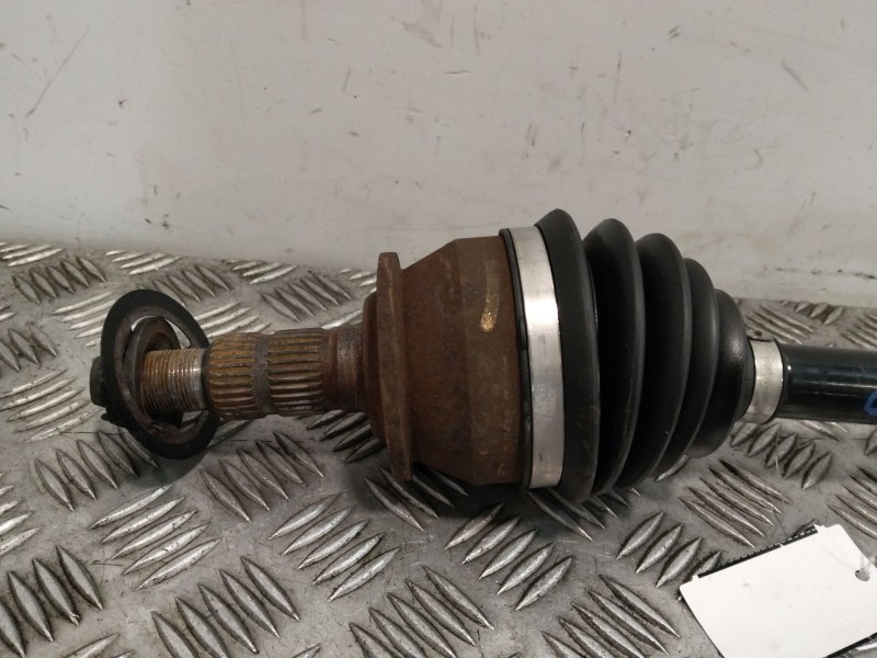 Recambio de transmision delantera izquierda para opel astra j (p10) 1.7 cdti (68) referencia OEM IAM 13335135  