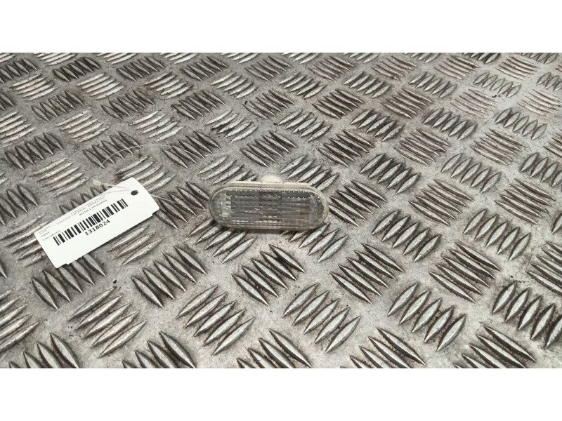 Recambio de piloto lateral derecho para ford c-max (dm2) 1.6 referencia OEM IAM 4M5A13K309AA  