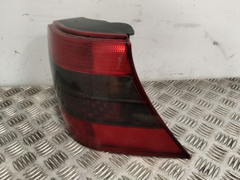 Recambio de piloto trasero derecho para volkswagen golf iv (1j1) 1.9 tdi referencia OEM IAM 1J6945257  