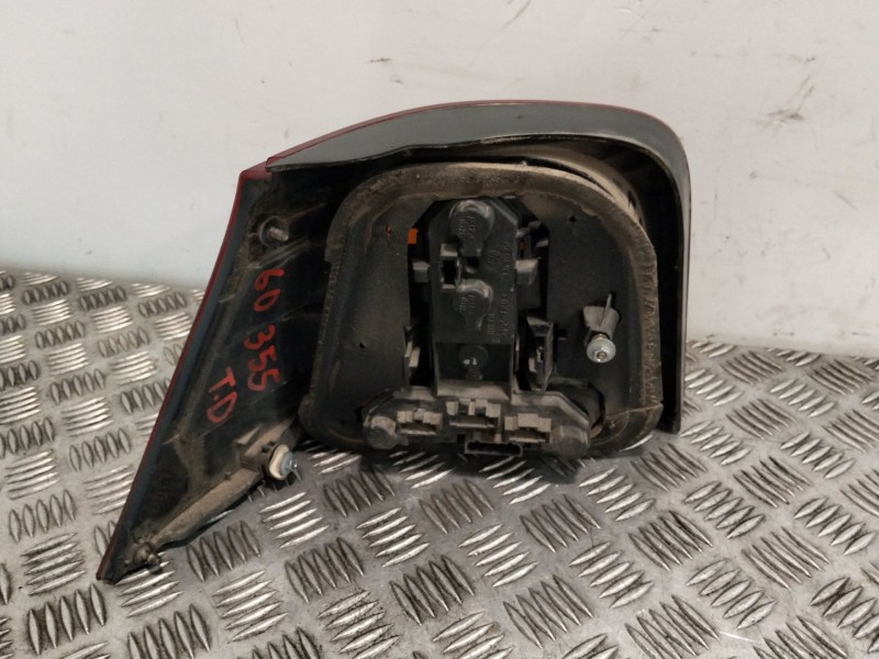 Recambio de piloto trasero derecho para volkswagen golf iv (1j1) 1.9 tdi referencia OEM IAM 1J6945257  