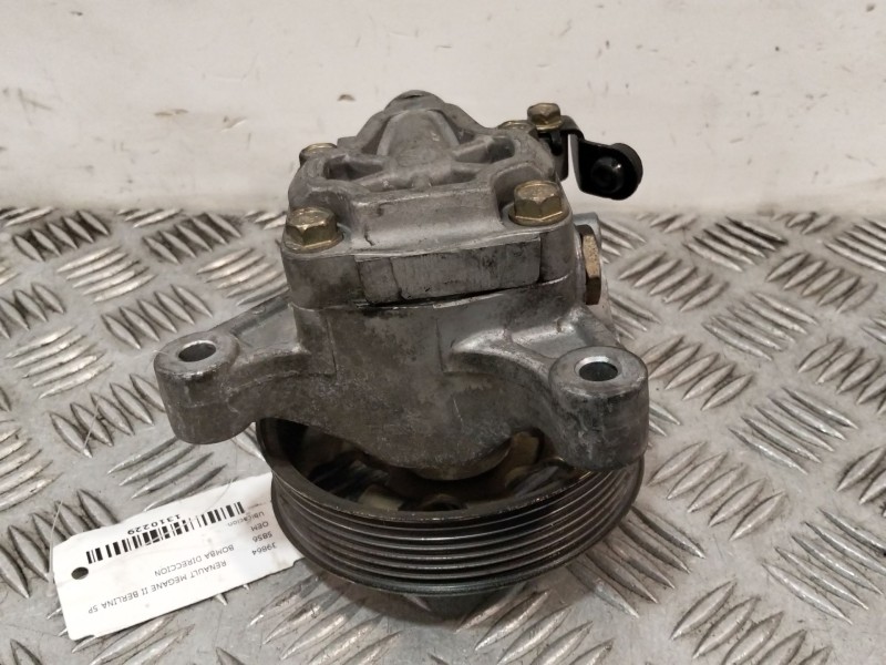 Recambio de bomba direccion para renault megane ii berlina 5p 1.9 dci diesel referencia OEM IAM 447220  