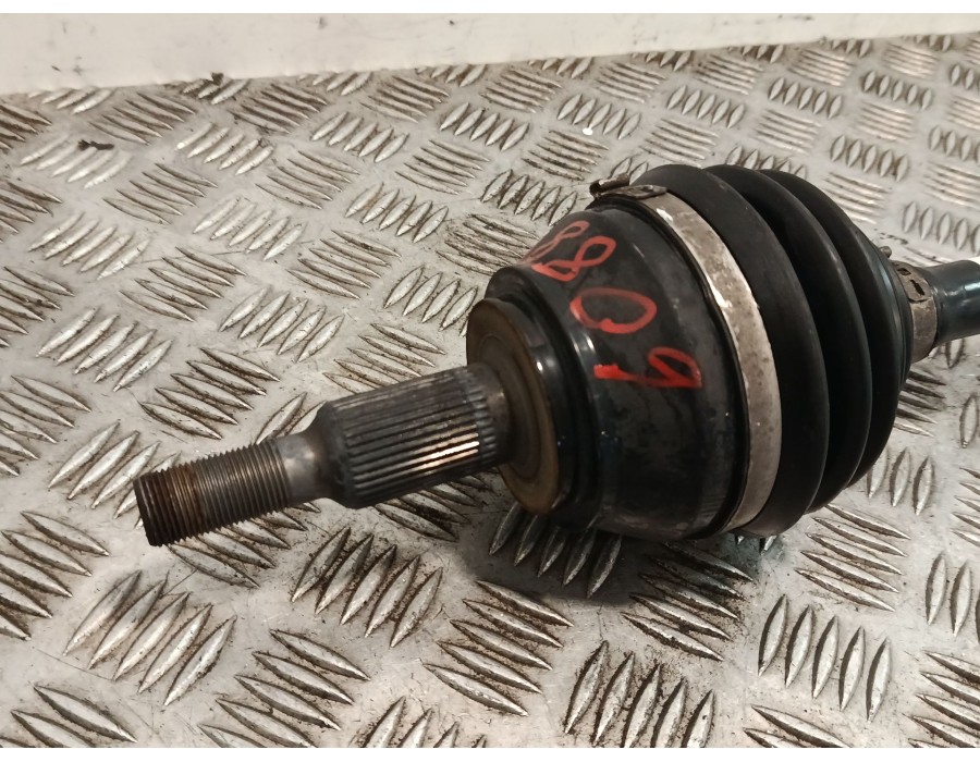 Recambio de transmision delantera izquierda para volkswagen touareg (7la, 7l6, 7l7) 2.5 r5 tdi referencia OEM IAM 7L0407271D  
