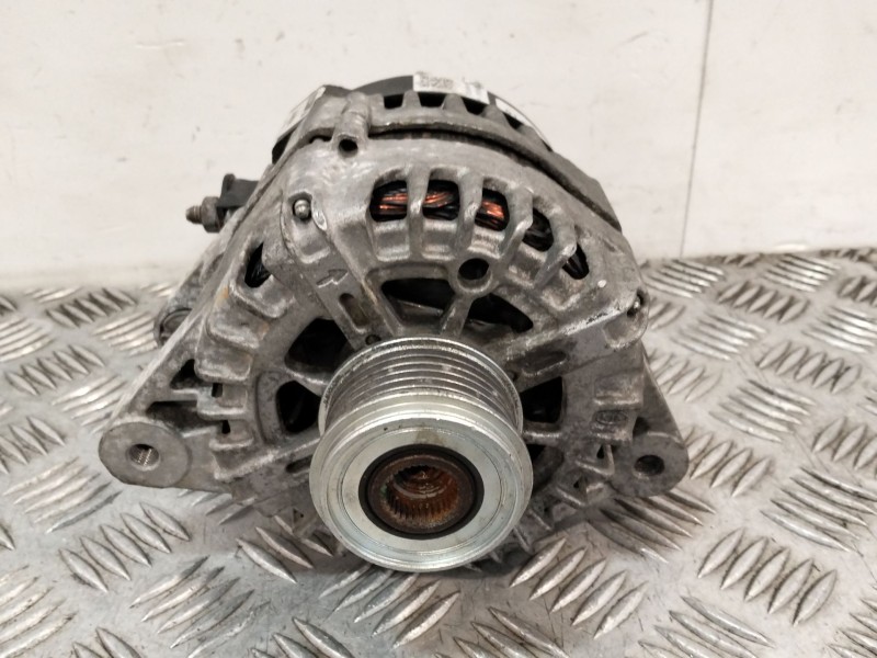 Recambio de alternador para hyundai santa fe (bm) 2.2 crdi style 4x4 referencia OEM IAM LRA03365  