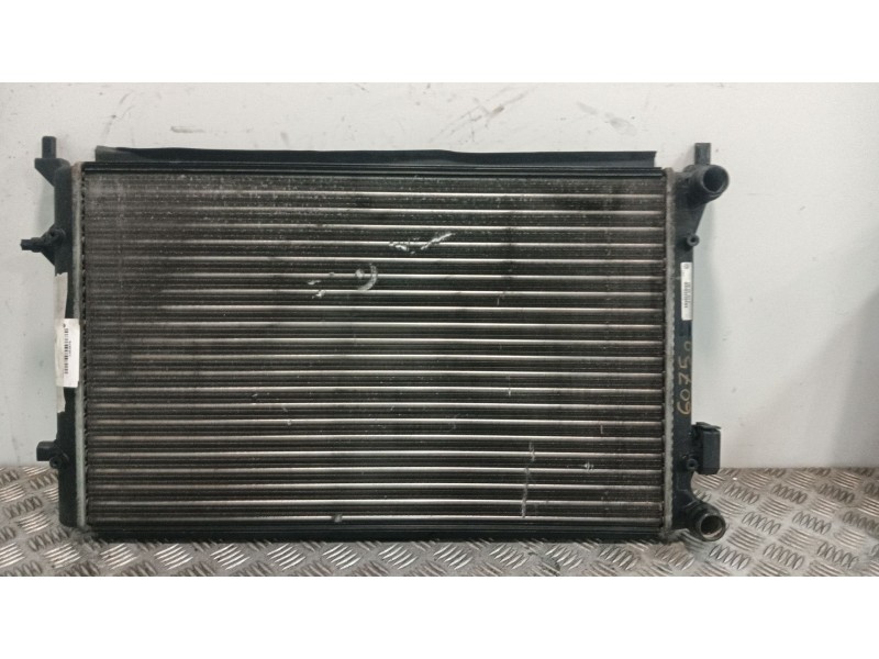 Recambio de radiador agua para volkswagen golf v (1k1) 1.6 referencia OEM IAM 1K0121251DF  