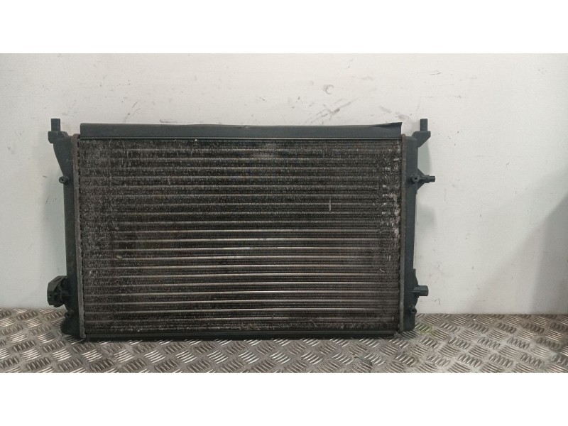 Recambio de radiador agua para volkswagen golf v (1k1) 1.6 referencia OEM IAM 1K0121251DF  