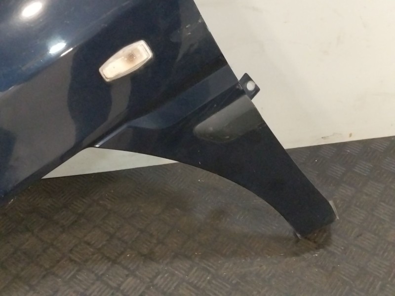 Recambio de aleta delantera izquierda para hyundai matrix (fc) 1.5 crdi vgt referencia OEM IAM 6631117320  