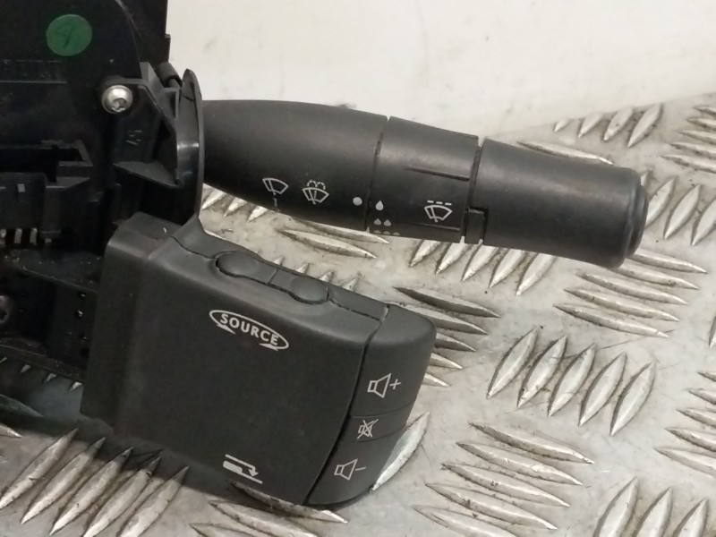 Recambio de mando multifuncion para renault megane ii coupé-cabriolet (em0/1_) 1.9 dci referencia OEM IAM 8200216465  