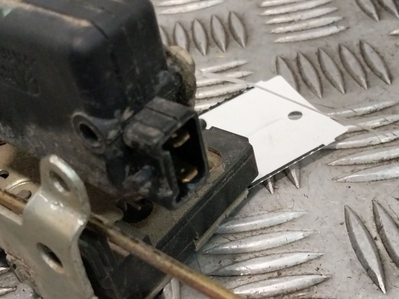 Recambio de cerradura puerta delantera izquierda para dacia logan (ls_) 1.5 dci (ls0k) referencia OEM IAM 8200290961  