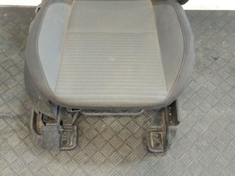 Recambio de asiento delantero derecho para ford c-max (dm2) 1.6 referencia OEM IAM 1931920 2010  