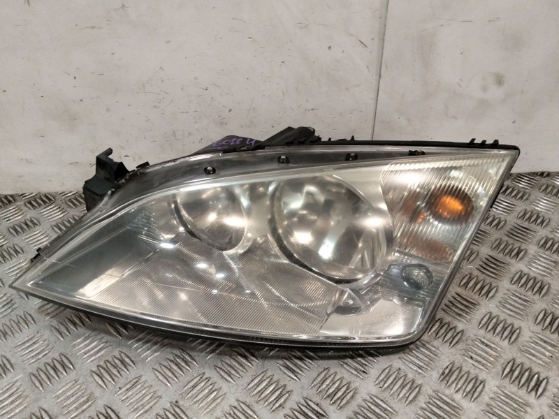 Recambio de faro izquierdo para ford mondeo iv sedán (ba7) 2.0 referencia OEM IAM 1305235554  