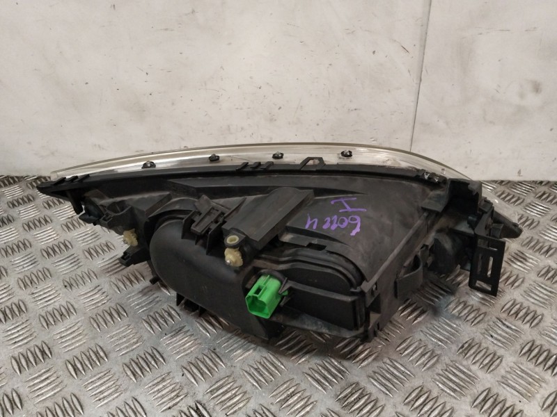 Recambio de faro izquierdo para ford mondeo iv sedán (ba7) 2.0 referencia OEM IAM 1305235554  