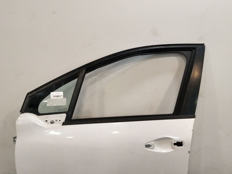 Recambio de puerta delantera izquierda para peugeot 208 referencia OEM IAM 9671889780  