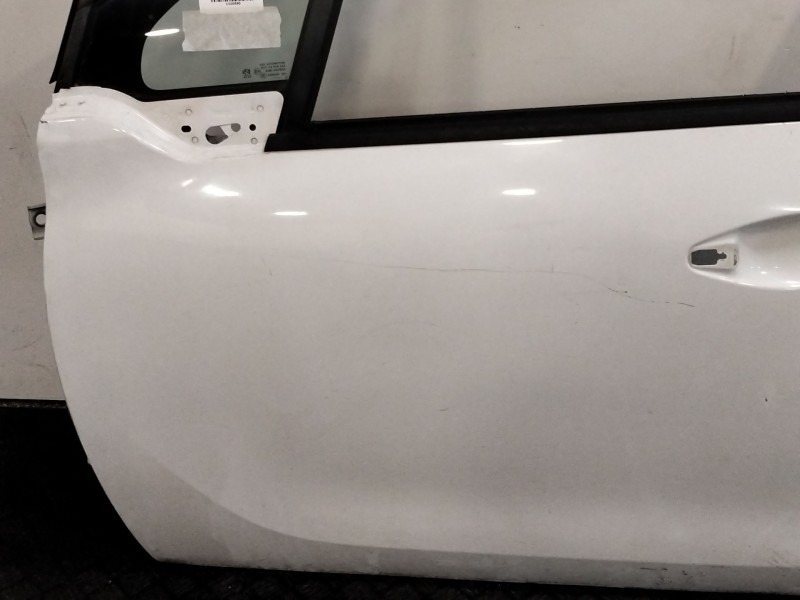 Recambio de puerta delantera izquierda para peugeot 208 referencia OEM IAM 9671889780  