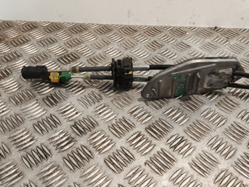 Recambio de varillaje cambio para toyota auris (_e18_) 1.4 d-4d (nde180_) referencia OEM IAM 112102127  