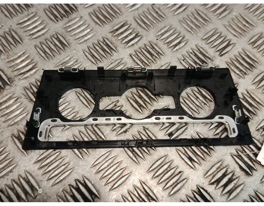Recambio de moldura para volkswagen golf vii (gaca, fd6f) 1.4 tsi gte hybrido referencia OEM IAM 5G1863100 5G1863042 