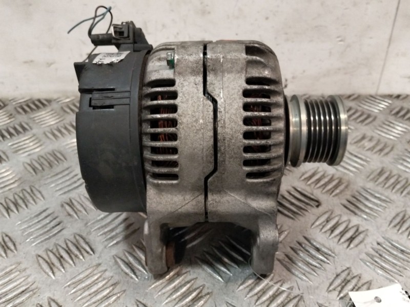 Recambio de alternador para seat inca (6k9) 1.9 d referencia OEM IAM 028903025G  
