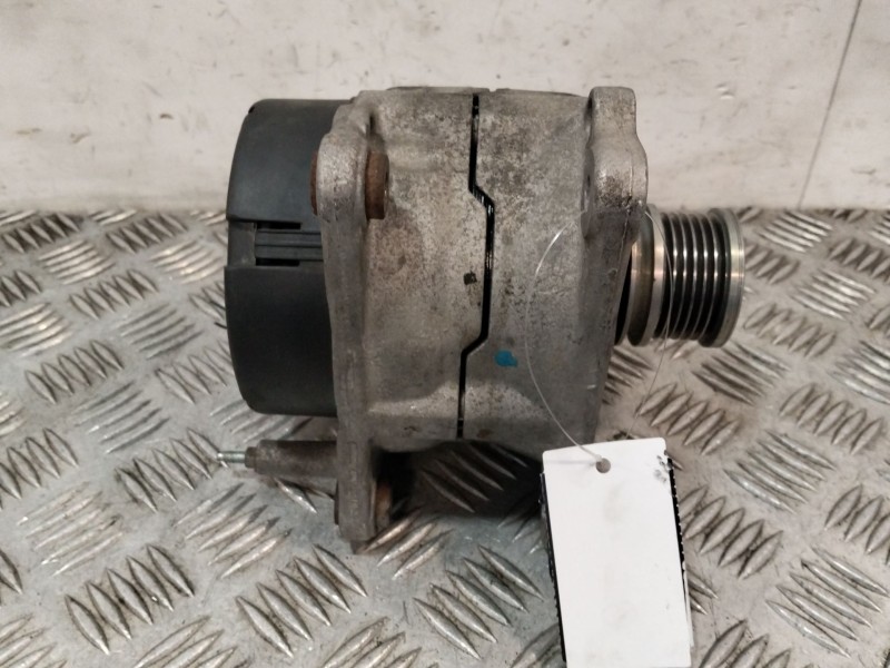 Recambio de alternador para seat inca (6k9) 1.9 d referencia OEM IAM 028903025G  