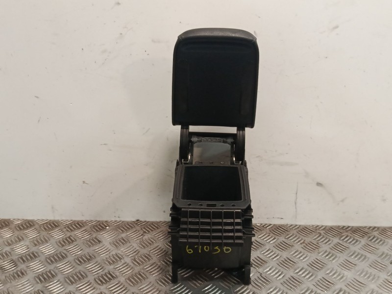 Recambio de apoyabrazos central para volkswagen golf vii (gaca, fd6f) 1.4 tsi gte hybrido referencia OEM IAM 5G0863250  