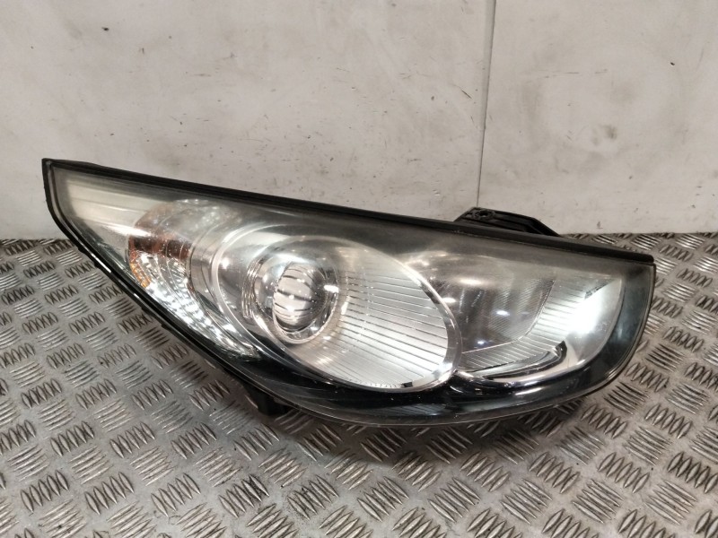 Recambio de faro derecho para hyundai ix35 (lm, el, elh) 1.6 referencia OEM IAM 921022Y000  