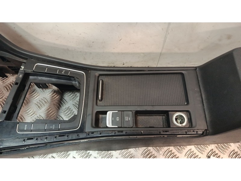 Recambio de consola central para volkswagen golf vii (gaca, fd6f) 1.4 tsi gte hybrido referencia OEM IAM 5G0863179  