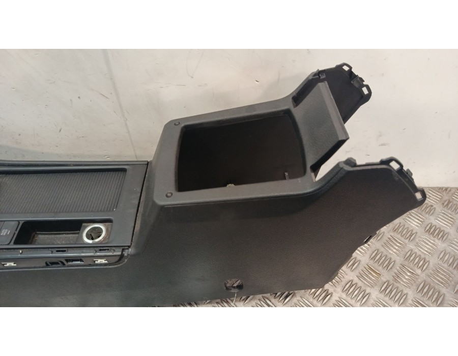 Recambio de consola central para volkswagen golf vii (gaca, fd6f) 1.4 tsi gte hybrido referencia OEM IAM 5G0863179  