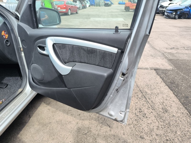 Recambio de elevalunas delantero derecho para dacia sandero (bs_) 1.5 dci referencia OEM IAM 8200603862  