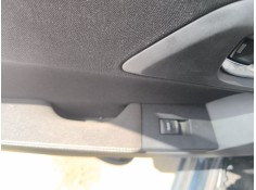 Recambio de mando elevalunas trasero izquierdo para toyota auris (_e18_) 1.6 (zre181_, zre185_) referencia OEM IAM 8481002140  