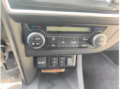 Recambio de mando climatizador para toyota auris (_e18_) 1.6 (zre181_, zre185_) referencia OEM IAM 5590002380  