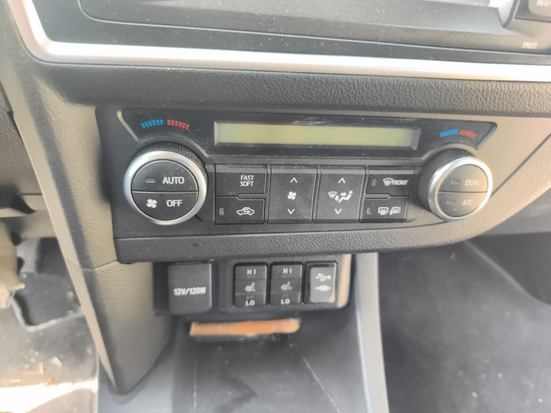 Recambio de mando climatizador para toyota auris (_e18_) 1.6 (zre181_, zre185_) referencia OEM IAM 5590002380  