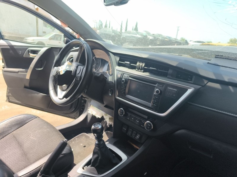 Recambio de columna direccion para toyota auris (_e18_) 1.6 (zre181_, zre185_) referencia OEM IAM 8965012D70  