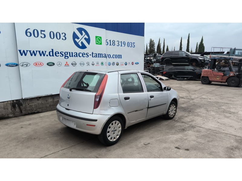 fiat punto (188_) del año 2007