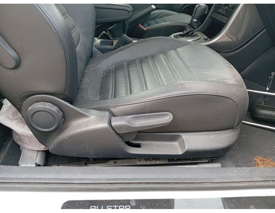 Recambio de asiento delantero derecho para volkswagen new beetle ii fase 2 descapotbale (ae cabr) 1.2 referencia OEM IAM   
