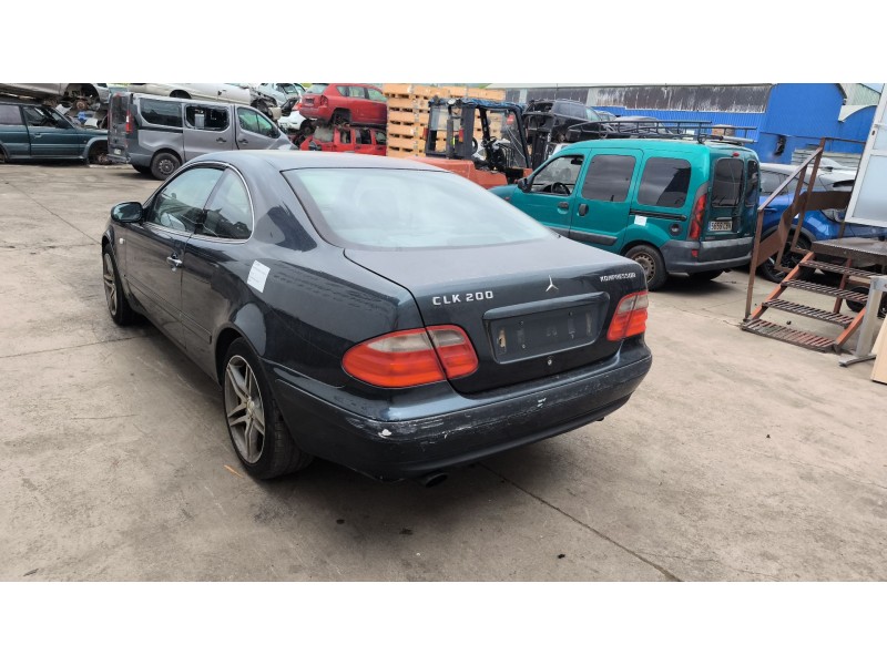 mercedes-benz clk (c208) del año 2004