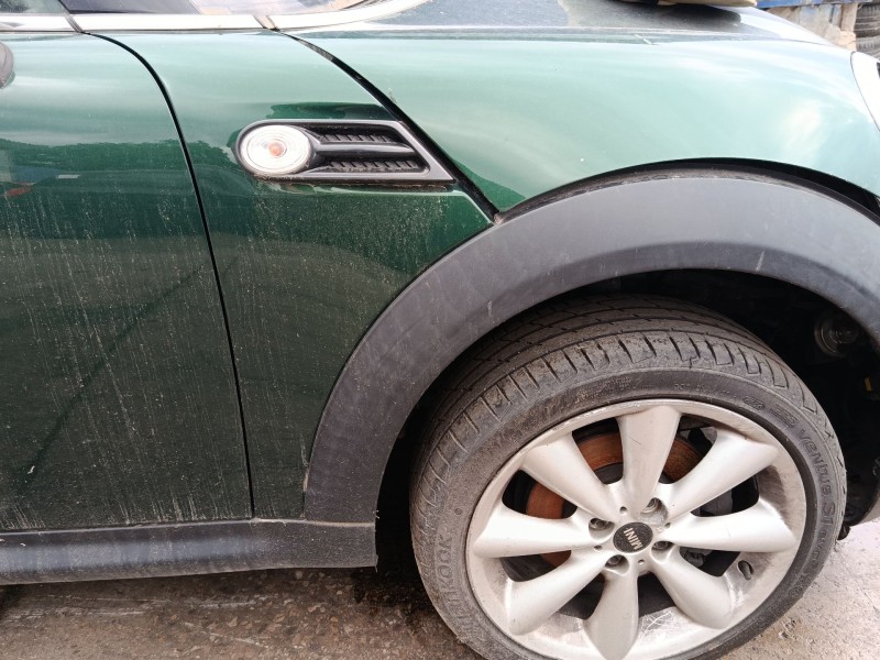 Recambio de aleta delantera derecha para mini mini clubman (r55) cooper d referencia OEM IAM 41352754726  