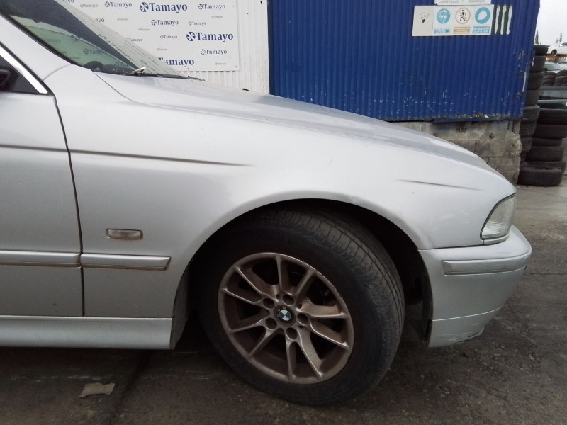 Recambio de aleta delantera derecha para bmw 5 (e39) 520 d referencia OEM IAM 41358162134  