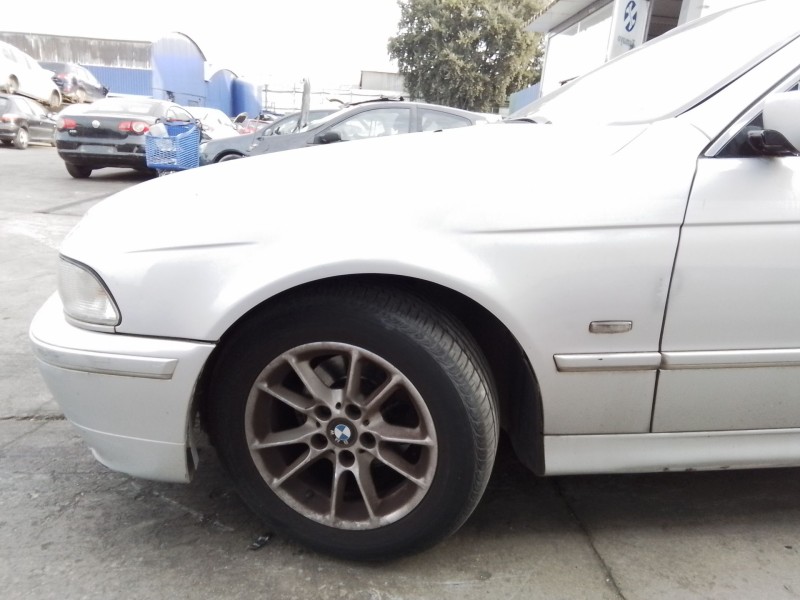 Recambio de aleta delantera izquierda para bmw 5 (e39) 520 d referencia OEM IAM 41358162133  