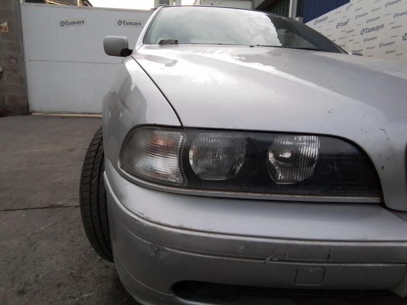 Recambio de faro derecho para bmw 5 (e39) 520 d referencia OEM IAM   